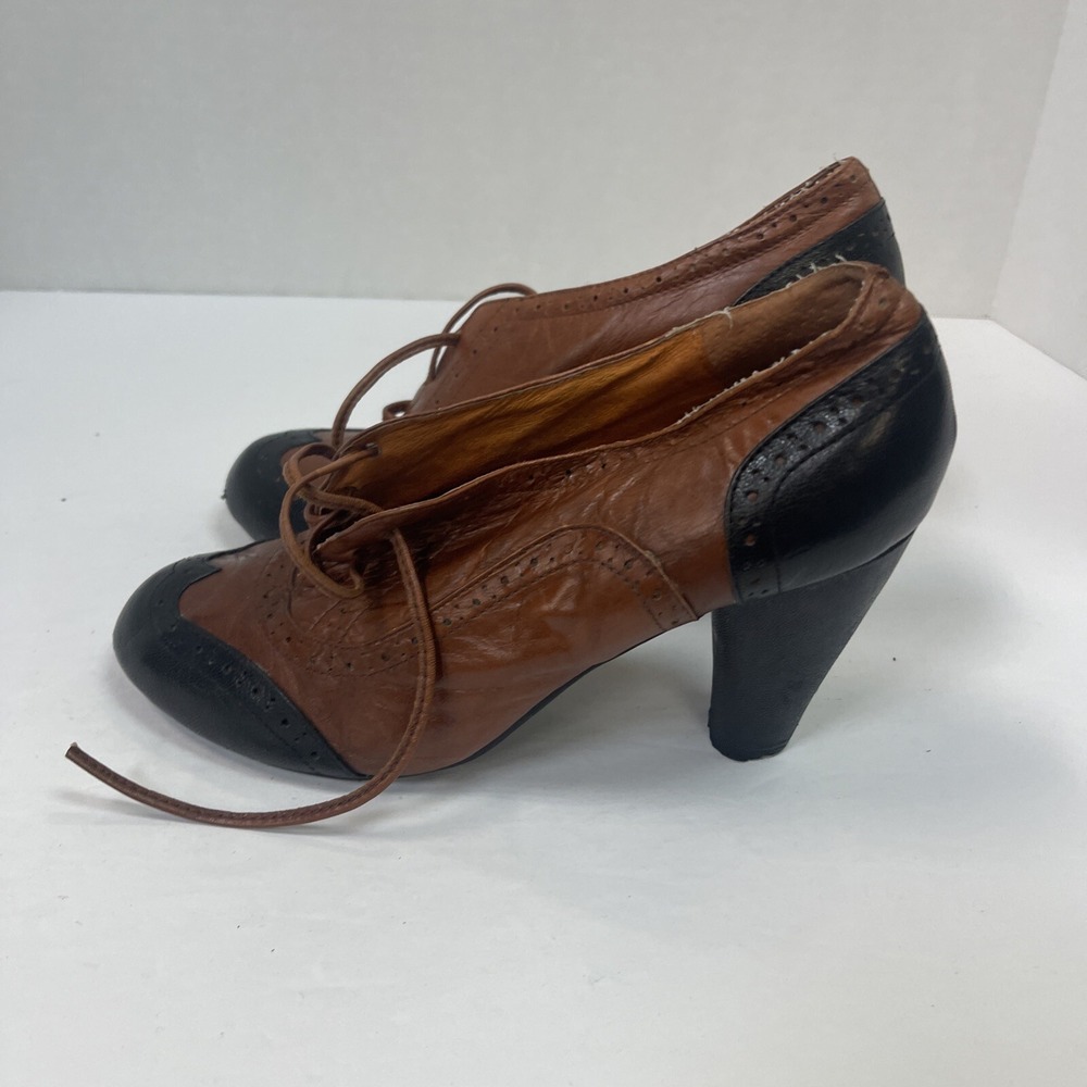 Havana Campbell Heels - Brown - Size 6.5 Wingtip Lace Up